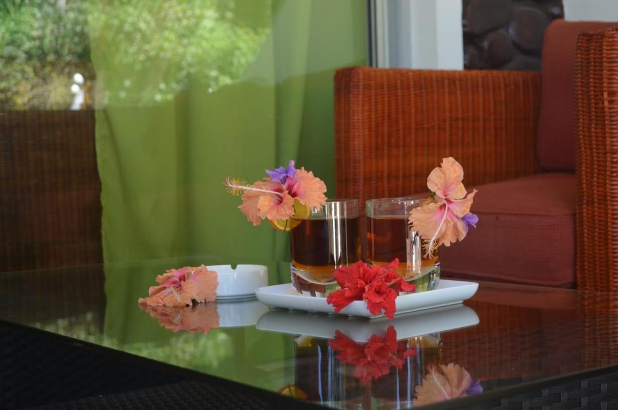 Rising Sun Guesthouse La Digue Bagian luar foto