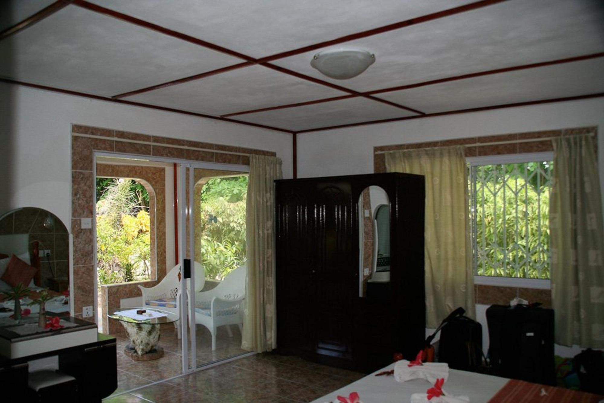Rising Sun Guesthouse La Digue Ruang foto